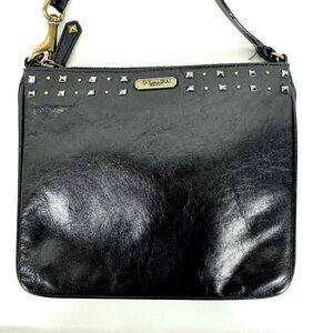 COACH black lthr crossbody shoulder bag w long strap, studs, brass hardware EUC